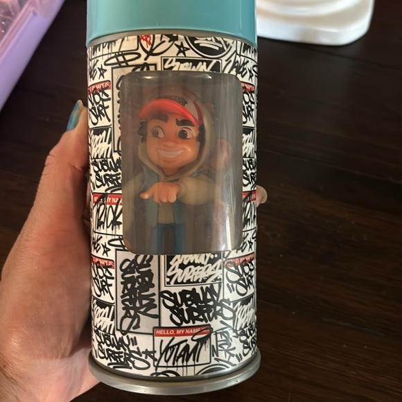 2020 Alpha Group Subway Surfers Spray Crew Action Figure W/Can Jake 4" Tall - Picture 3 of 5